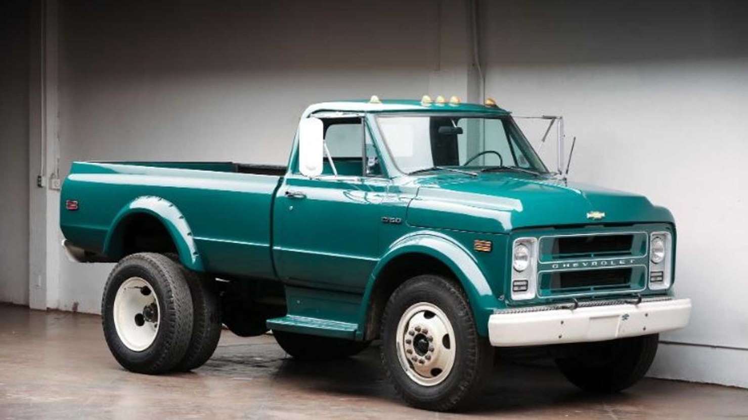 MSN: One-Up Your Buddies With This Monster 1972 Chevy C50